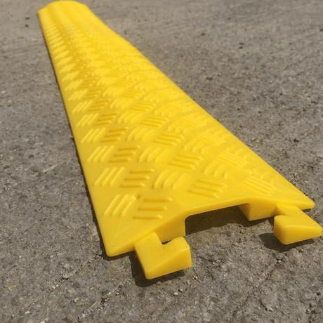 Heeve Road & Traffic Heeve 1-Channel Drop Over PVC Cable Protector Ramp