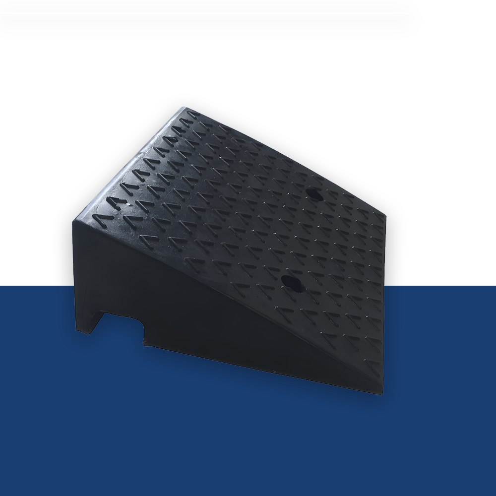 Heeve® Heavy-Duty Solid Rubber Ramp for Straight Kerb