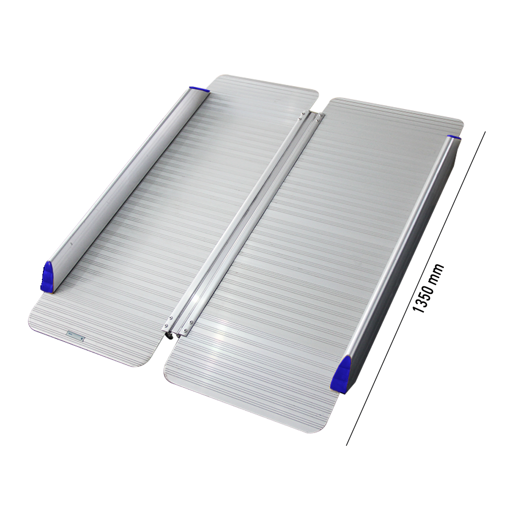 Heeve® Deluxe Folding Aluminium Wheelchair Ramp