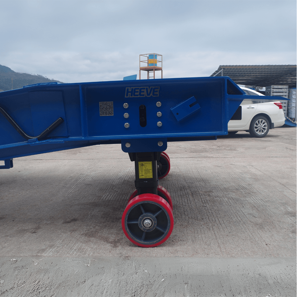 Heeve Forklift Low Dock Ramp/Yard Ramp with Grated Surface - Manual