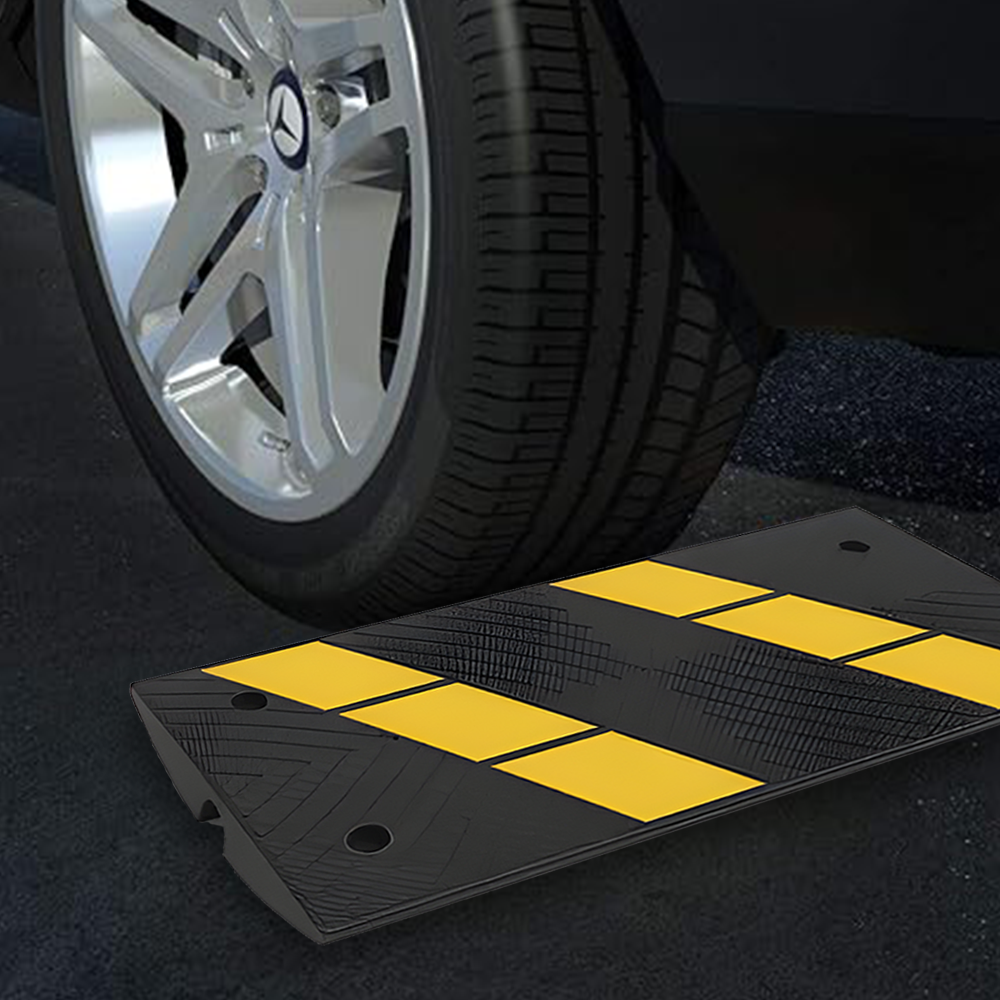 Barrier Group 900mm Rubber Kerb Ramp for Rolled-Edge Kerb