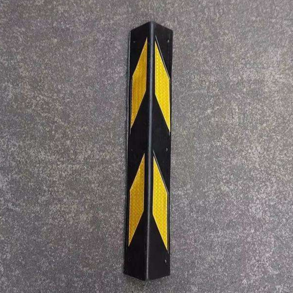 Base Guard Chevron Rubber Corner Guard – Standard on concrete