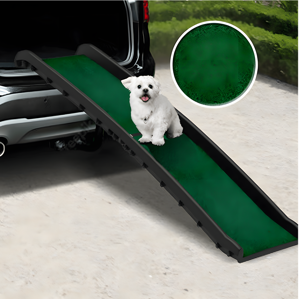 Furtastic Foldable Plastic Dog Ramp with Synthetic Grass