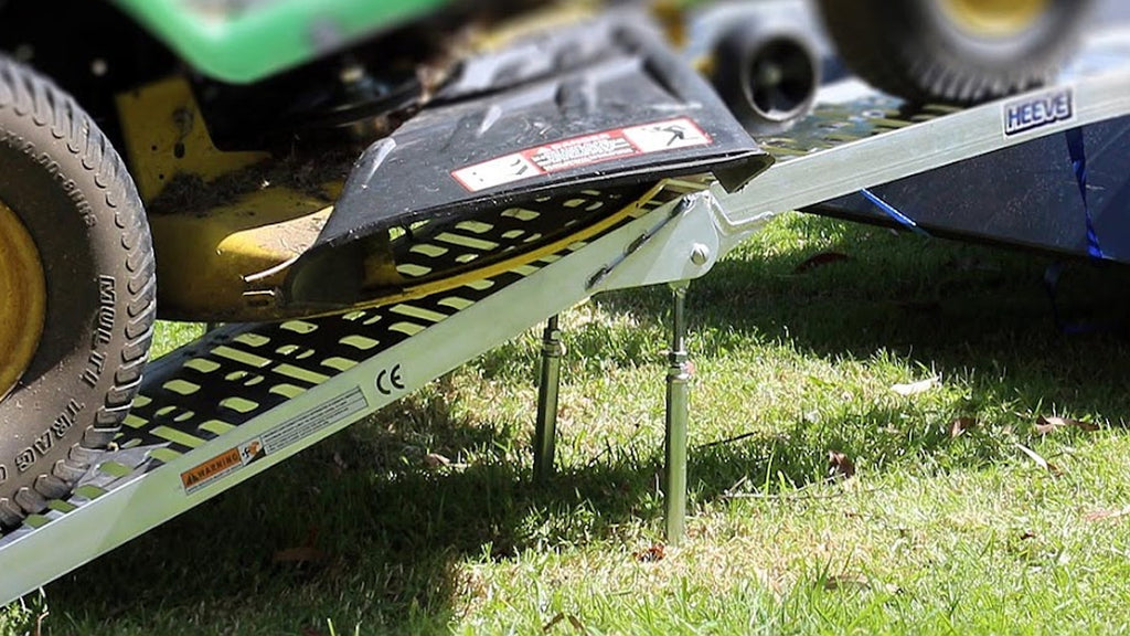 Ramp Champ heeve-2-3-m-x-900kg-aluminum-curved-folding-ramps-with-dual-supporting-legs-for-enhanced-loading-efficiency-for-lawn-mowers-atvs-and-utvs_1024x1024