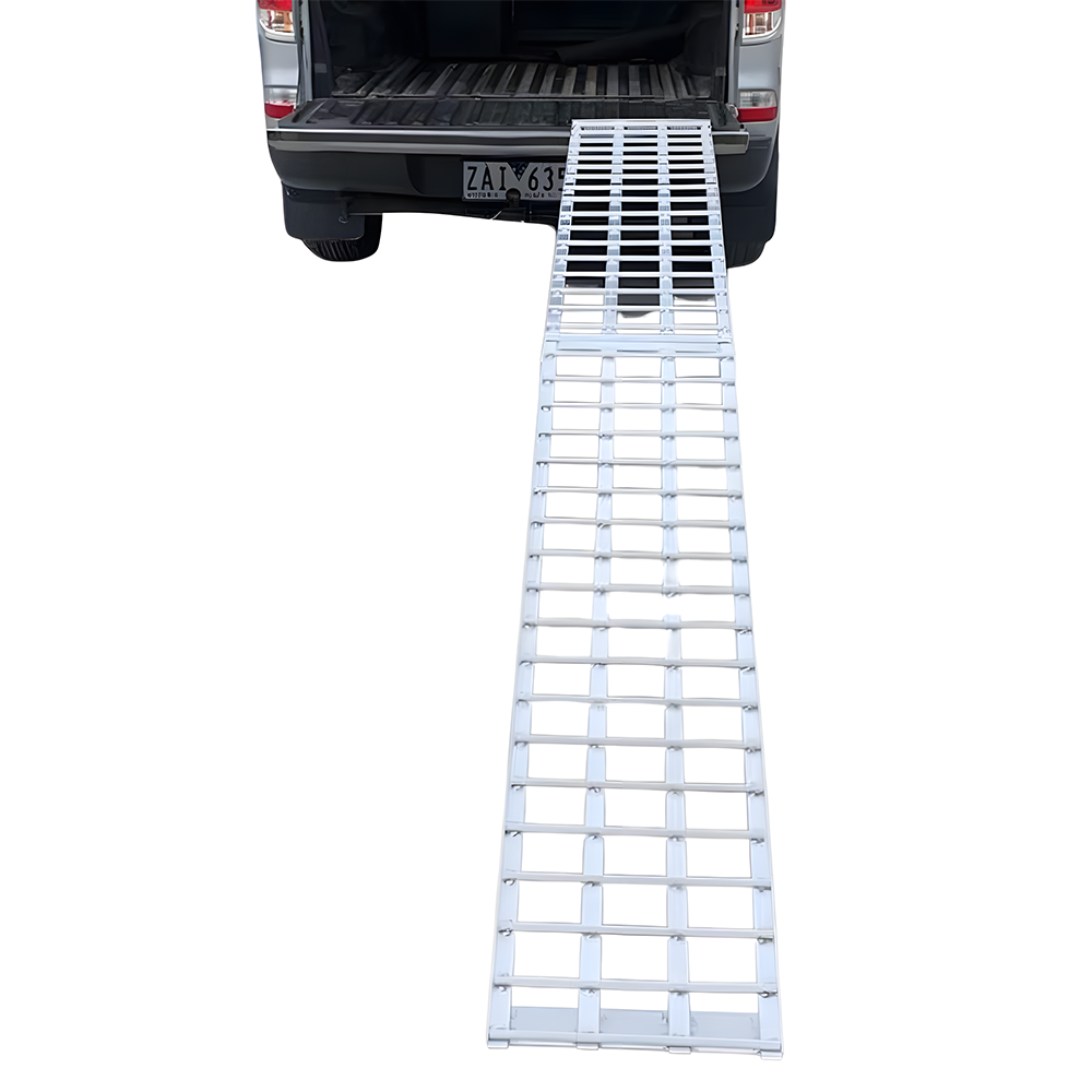 Heeve® 2.3m x 680kg Heavy-Duty Curved Folding Aluminium Ramp