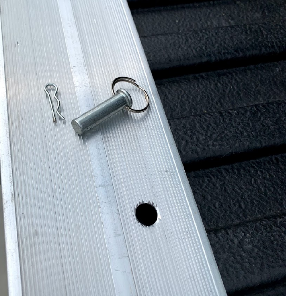 Heeve 2.3m x 680kg Heavy-Duty Curved Folding Aluminium Ramp