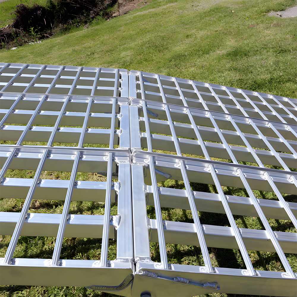 Heeve® 3m Aluminium Curved Folding Heavy-Duty 3-Pc Loading Ramp Bundle