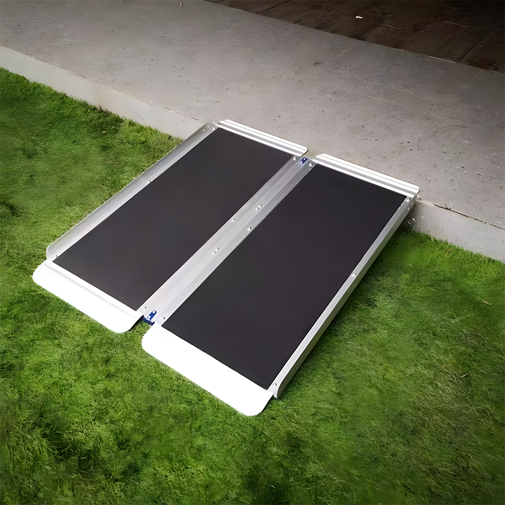 Heeve® Aluminium Single-Fold Premium Wheelchair Ramp with Carry Bag