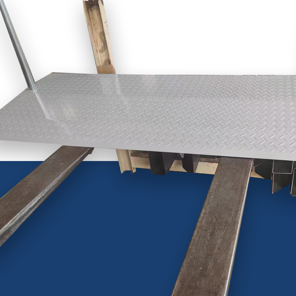 front view of Heeve Manual Adjustable Steel Loading Dock Edge Leveller