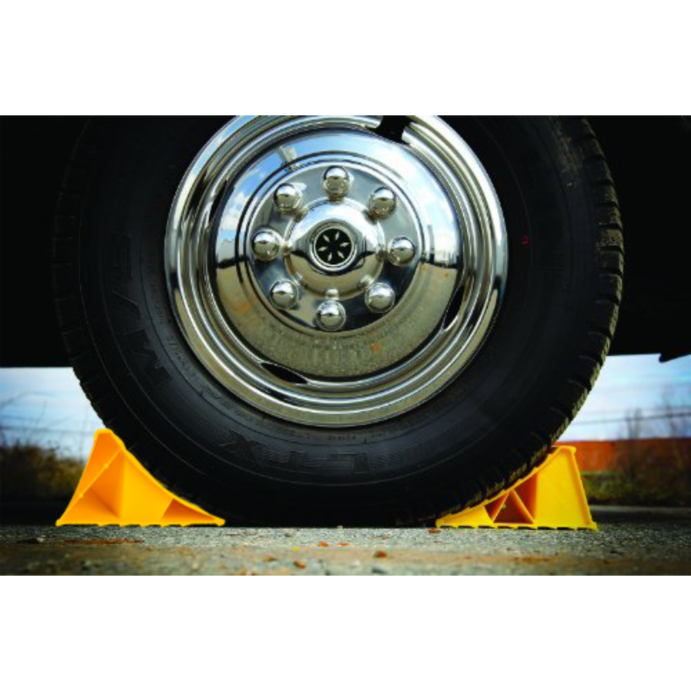 MC Car & Truck MC Anti-Slip Plastic Tandem Wheel Chocks