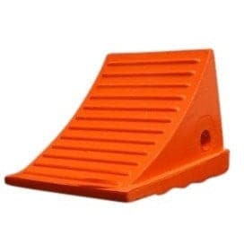 Checkers Urethane Wheel Chock 13.6-Tonne Capacity - Checkers - Ramp Champ