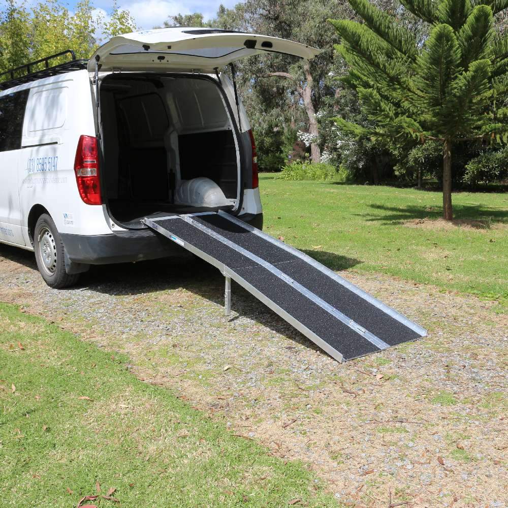 Heeve Mobility Ramps 2400mm Heeve Aluminium Multi-Fold Super-Grip Wheelchair Ramp