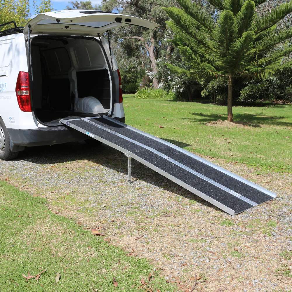 Heeve Mobility Ramps 3000mm Heeve Aluminium Multi-Fold Super-Grip Wheelchair Ramp
