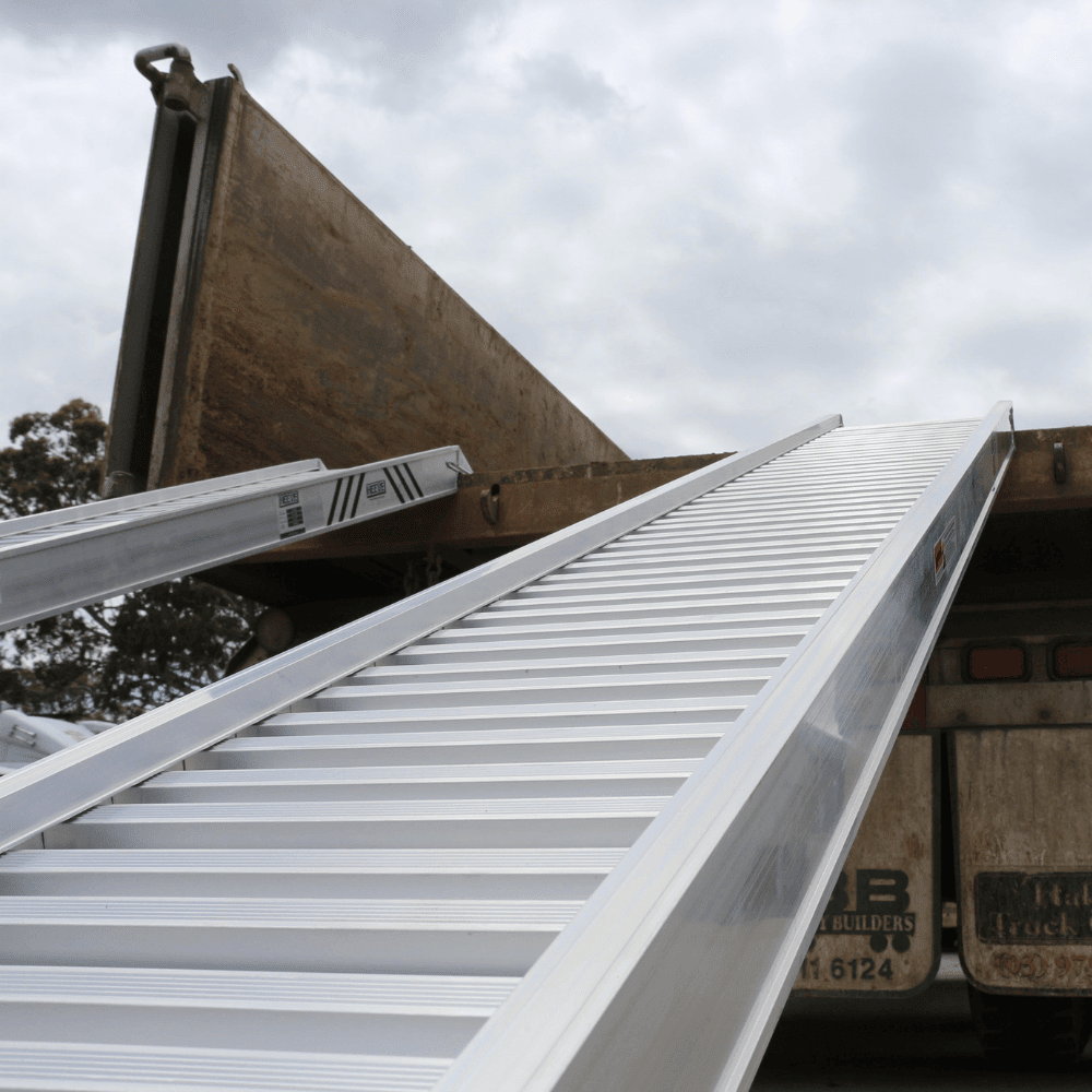 Heeve Construction & Machinery Heeve 3-Tonne 3.2m x 380mm Aluminium Loading Ramps