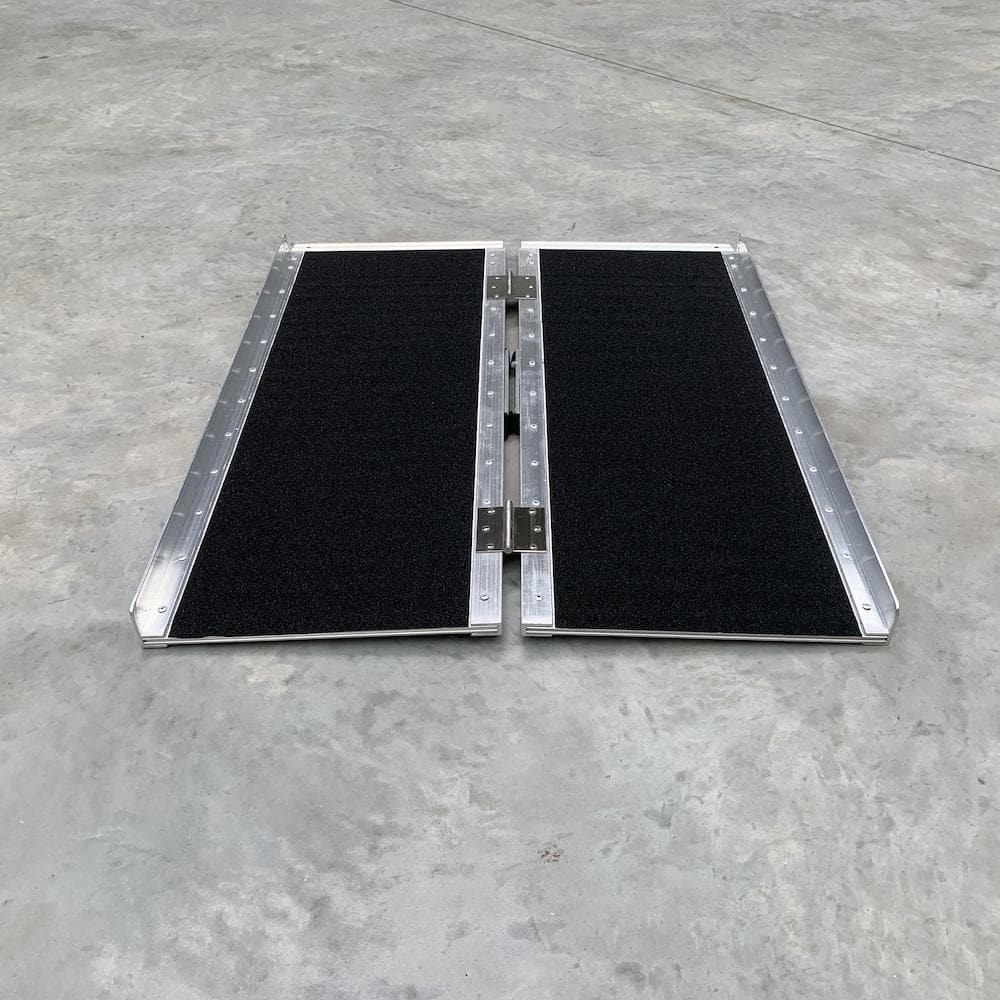 Heeve Mobility Ramps Heeve Aluminium Single-Fold Super-Grip Wheelchair Ramp