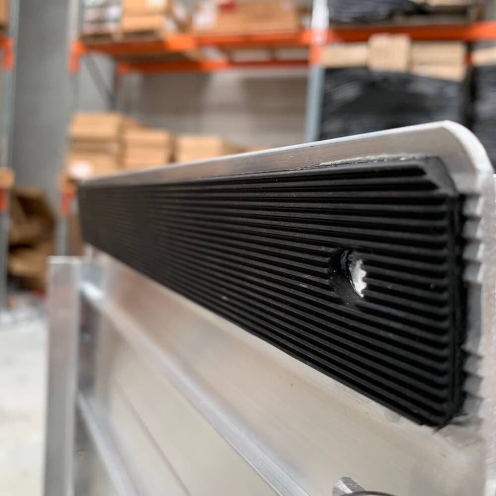 Heeve Heavy Duty Heeve Aluminium Single-Fold Super-Grip Removalist Walk Ramp