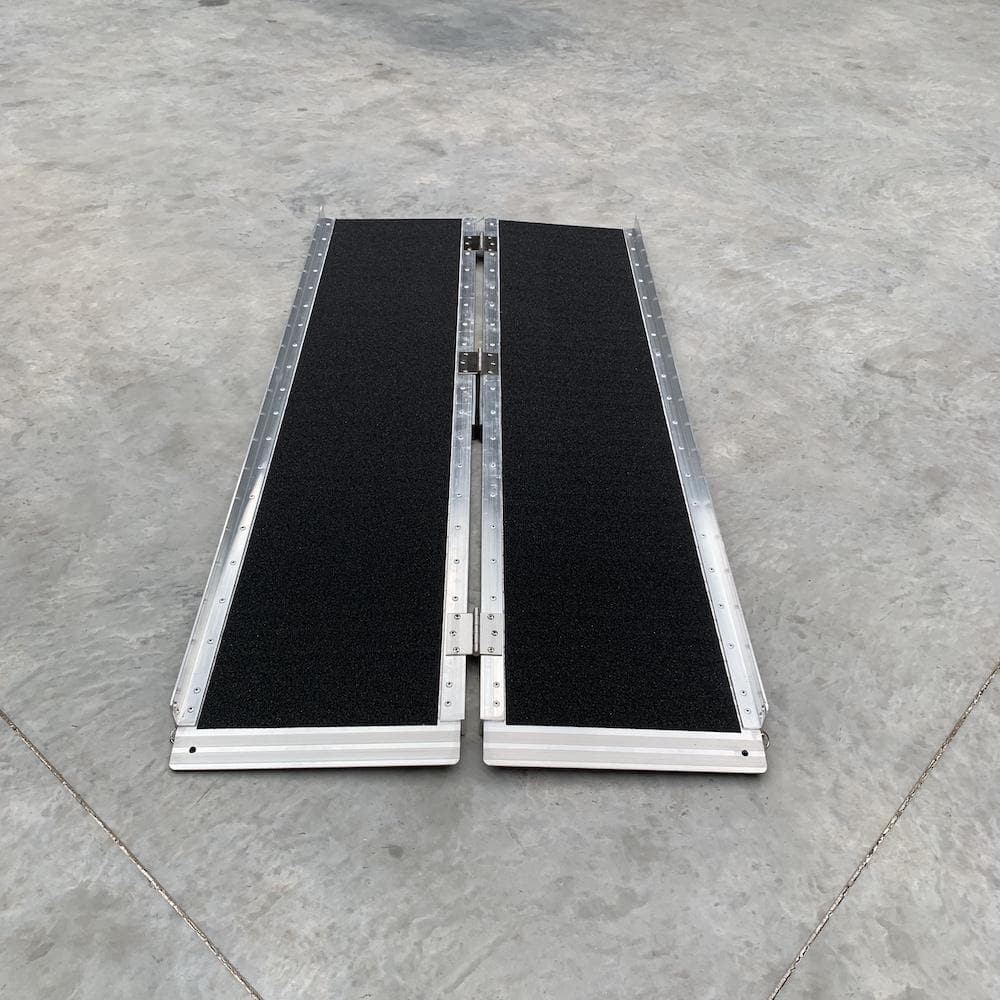 Heeve Mobility Ramps Heeve Aluminium Single-Fold Super-Grip Wheelchair Ramp