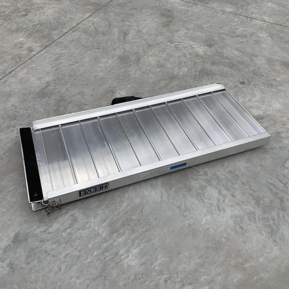 Heeve Mobility Ramps Heeve Aluminium Single-Fold Super-Grip Wheelchair Ramp