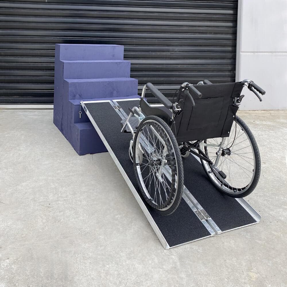 Heeve Mobility Ramps Heeve Aluminium Single-Fold Super-Grip Wheelchair Ramp