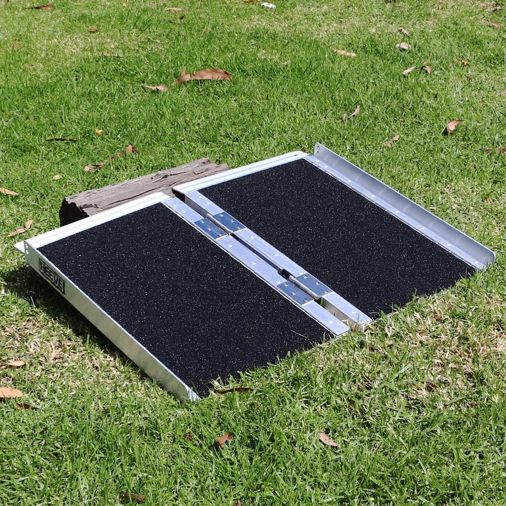 Heeve Mobility Ramps Heeve Aluminium Single-Fold Super-Grip Wheelchair Ramp