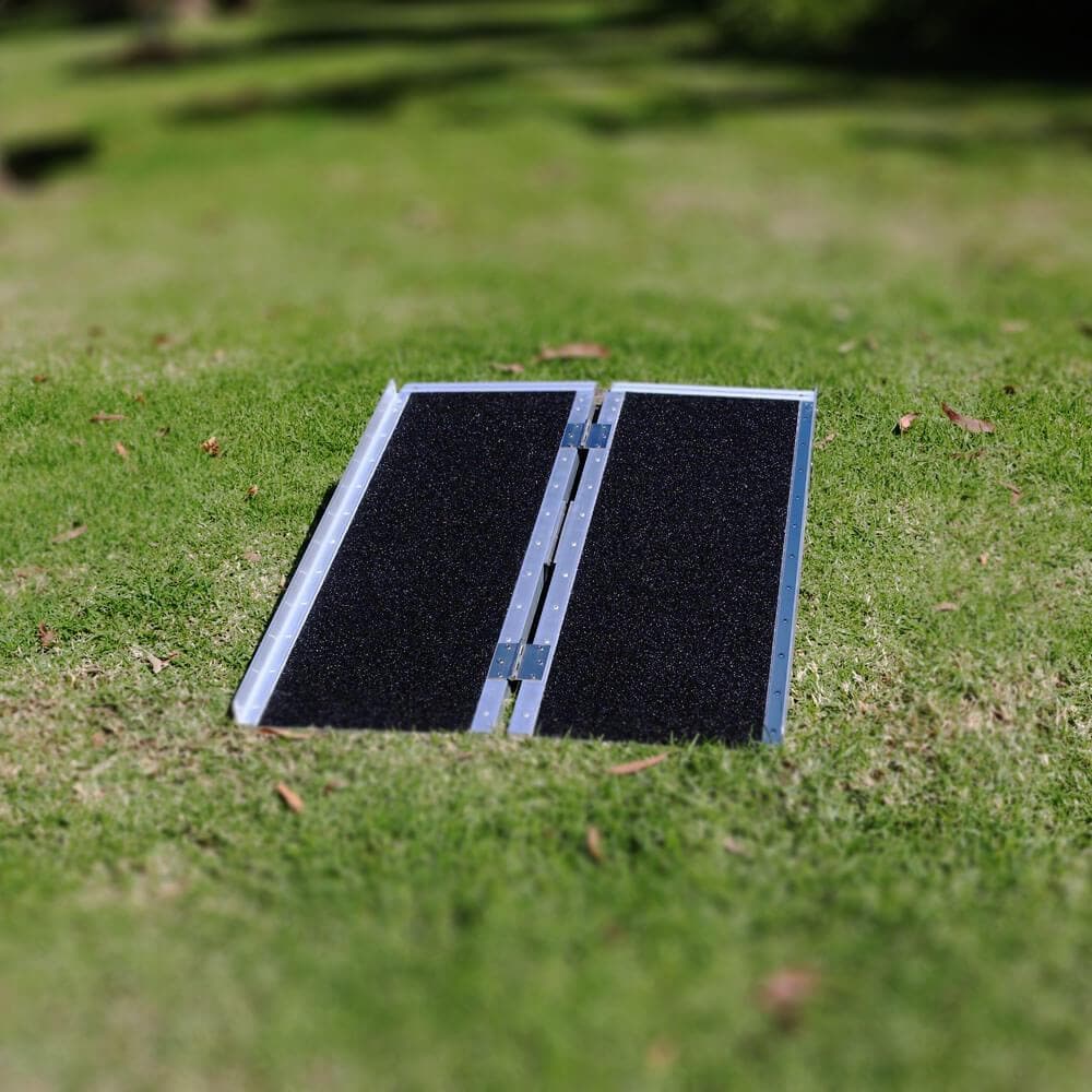 Heeve Mobility Ramps Heeve Aluminium Single-Fold Super-Grip Wheelchair Ramp