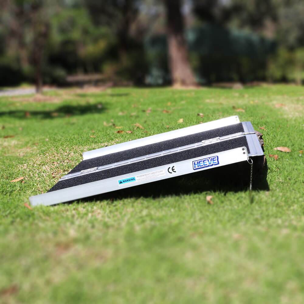 Heeve Mobility Ramps Heeve Aluminium Single-Fold Super-Grip Wheelchair Ramp