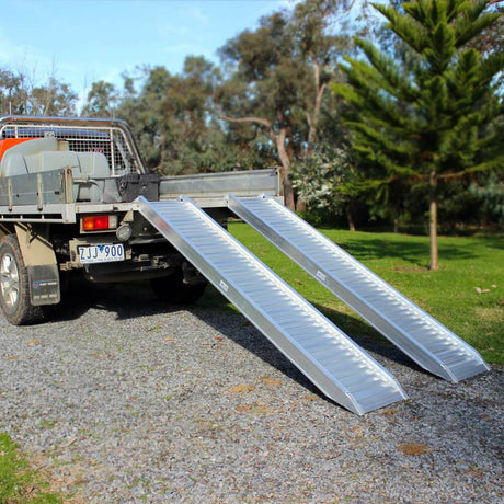 Heeve Construction & Machinery Heeve 2.5-Tonne 2.3m x 380mm Aluminium Loading Ramps