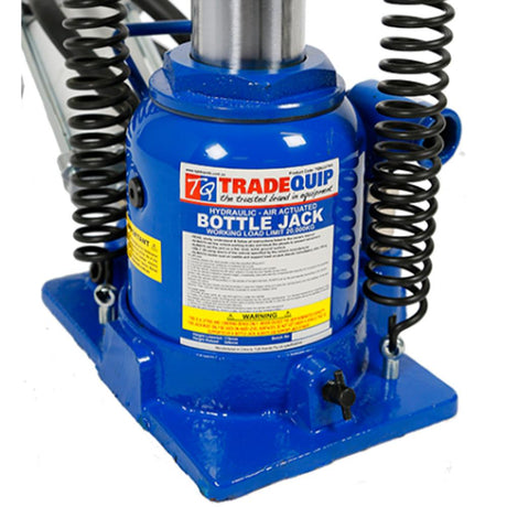 TradeQuip Low-Profile Air/Hydraulic Bottle Jack, 20-Tonne - TradeQuip - Ramp Champ