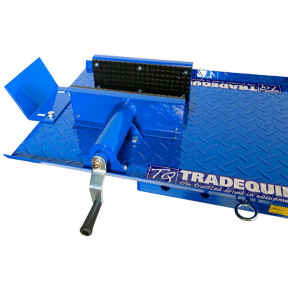TradeQuip Manual-Hydraulic Motorcycle Lifter - TradeQuip - Ramp Champ