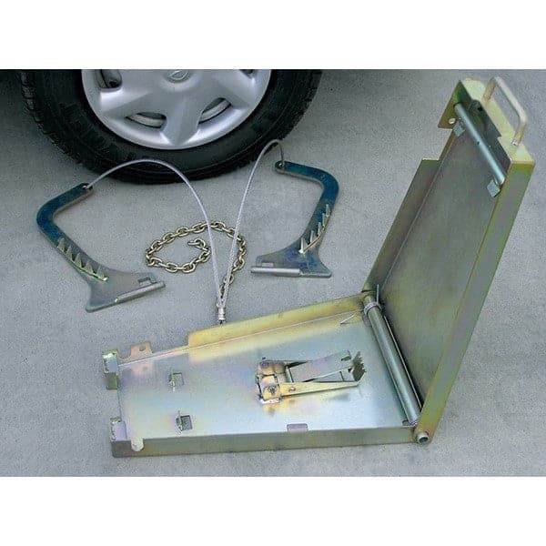 Barrier Group Scorpion Wheel Clamp - Barrier Group - Ramp Champ