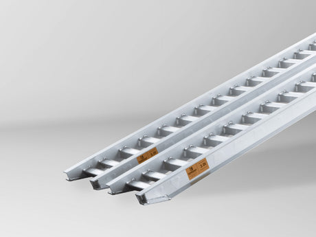 Close-up of the rungs on a Sureweld Rubber Series ramp, built for tyres and rubber tracks