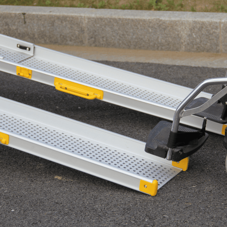 Heeve Mobility Ramps Heeve 2.1m x 230mm 3-Piece Telecopic Aluminium Van Ramps