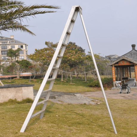 Heeve  136kg Aluminium Agricultural Tripod Ladder