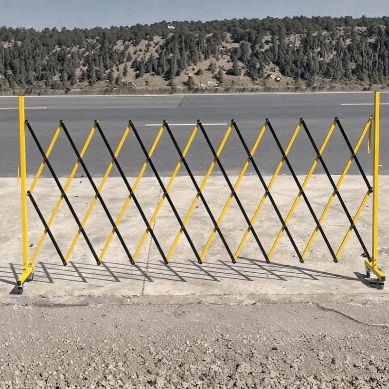 Base Guard 2.5m Expandable Steel Safety Barrier With Wheels- Yellow
