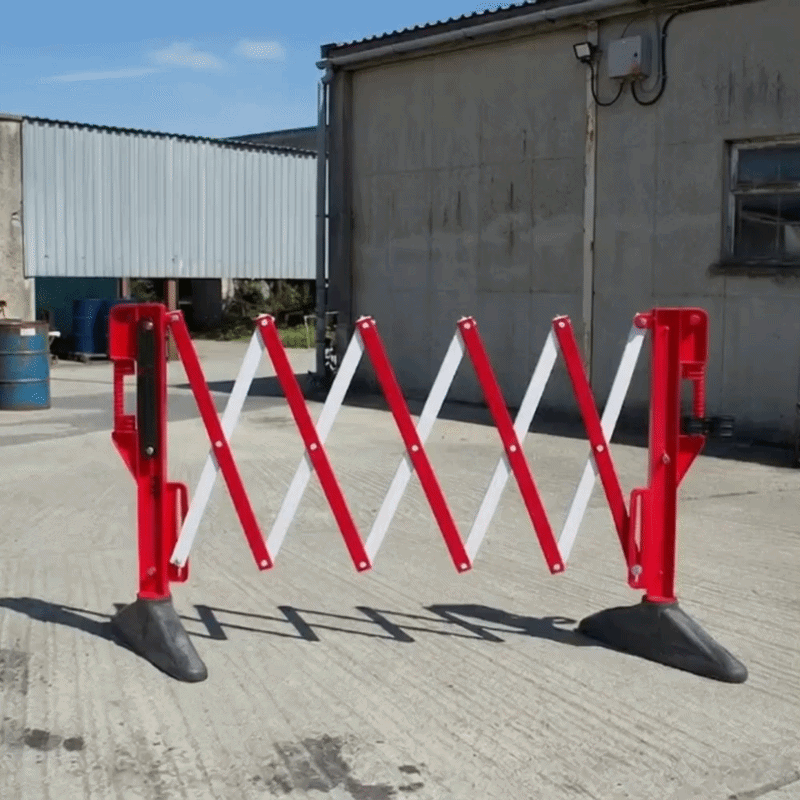 Base Guard 3m x 930mm Expandable Plastic Safety Barrier with Rubber Base