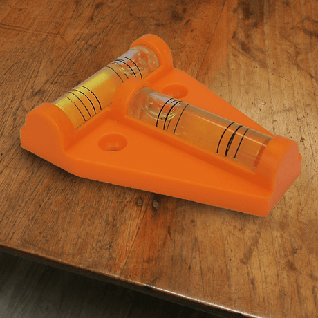 MC Caravan Two-Way Plastic 'T' Level