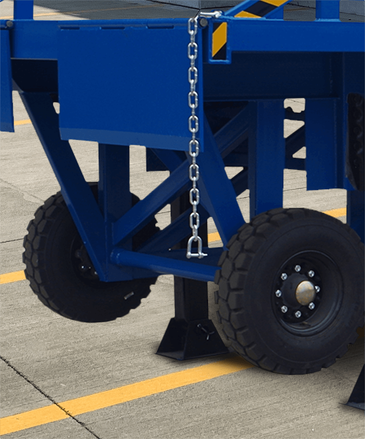 Wheels and support legs of a Heeve yard ramp