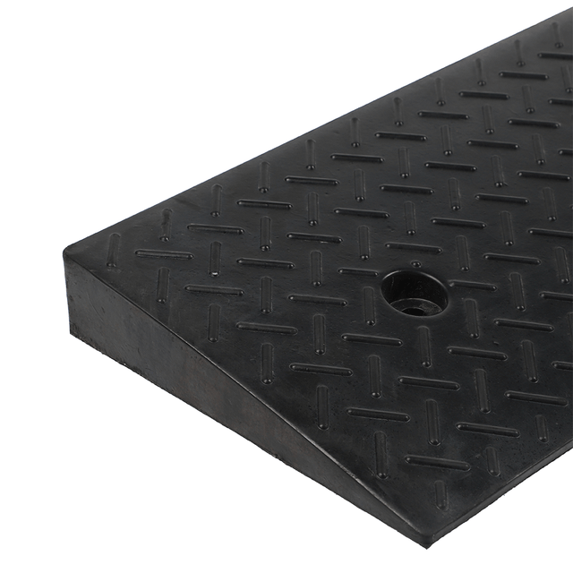 Heeve Heavy-Duty Solid Rubber Driveway Layback Kerb Ramp – Ramp Champ