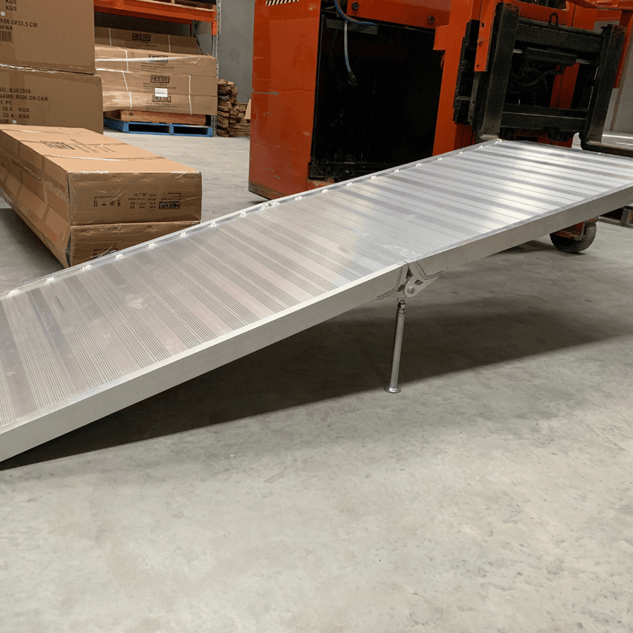 Heeve 2.3m x 450kg Aluminium Curved Folding Ramp + Support Legs Bundle