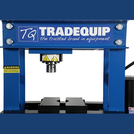 close up view of TradeQuip Hydraulic Workshop Press with Piston Ram 30T Capacity