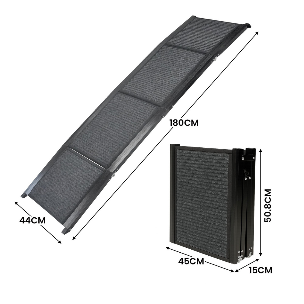 Black pet ramp with measurements on a white background