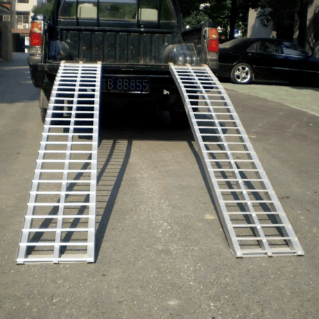 Heeve® 250kg 2.23m x 300mm Curved Non-Folding Aluminium Loading Ramp