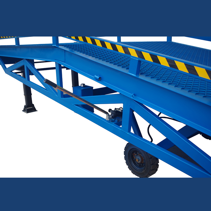 Long Grated Ramp Heeve Forklift Dock Ramp/Yard Ramp with Grated Surface - Hydraulic ...