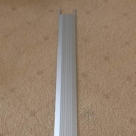 Kilargo 100mm Heavy-Duty Aluminium Threshold Plate 14mm High on a carpet surface 