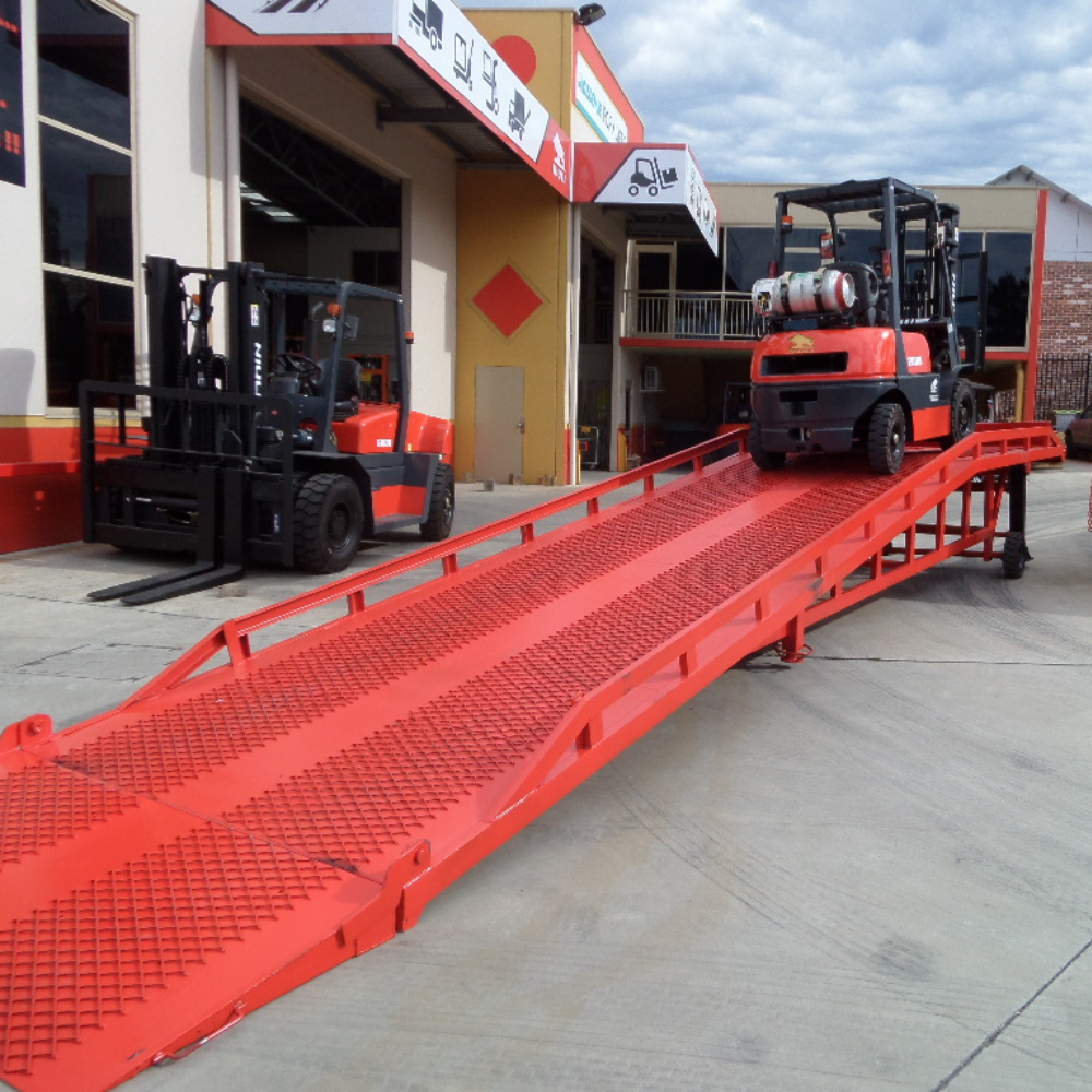 Niuli Loading Dock & Warehouse Niuli 8-Tonne Full-Size Steel Forklift Dock Ramp / Yard Ramp