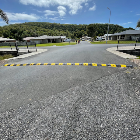 Barrier Group Traffic Control & Parking Equipment Barrier Group Slo-Motion Compliance Polyethylene Speed Hump