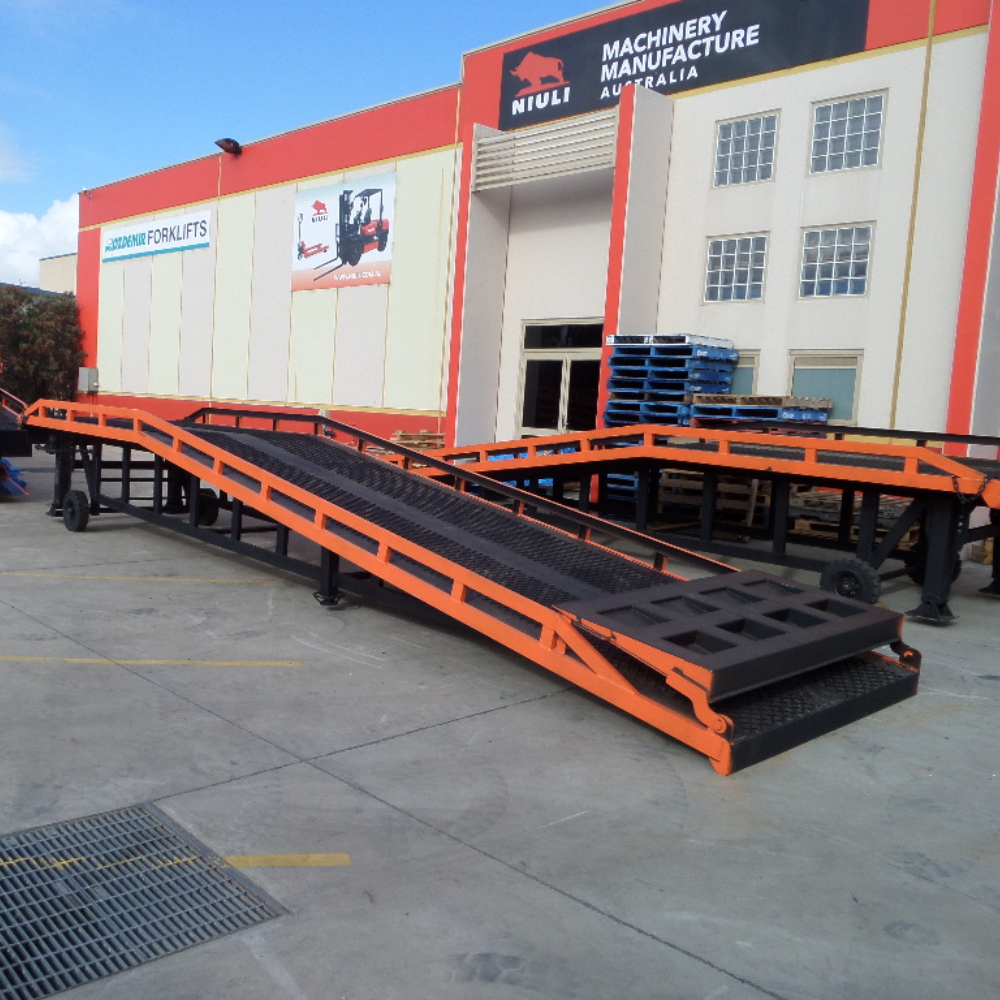 Niuli Loading Dock & Warehouse Niuli 8-Tonne Full-Size Steel Forklift Dock Ramp / Yard Ramp