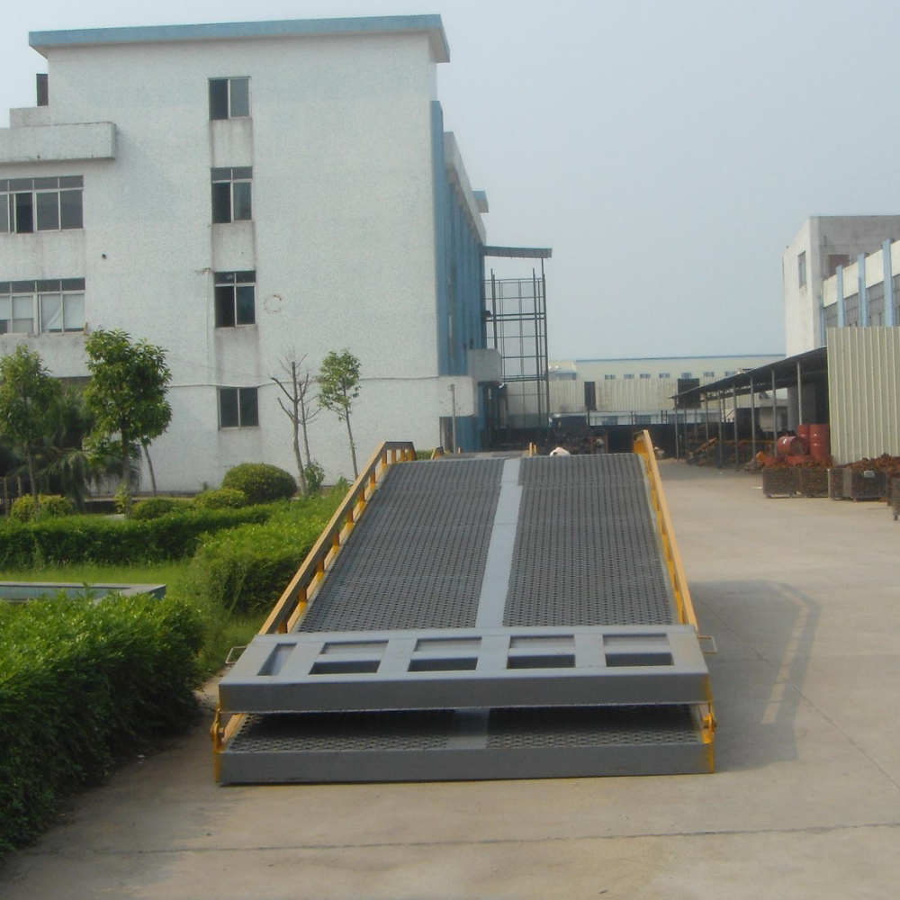 Niuli Loading Dock & Warehouse Niuli 10-Tonne Full-Size Steel Forklift Dock Ramp / Yard Ramp