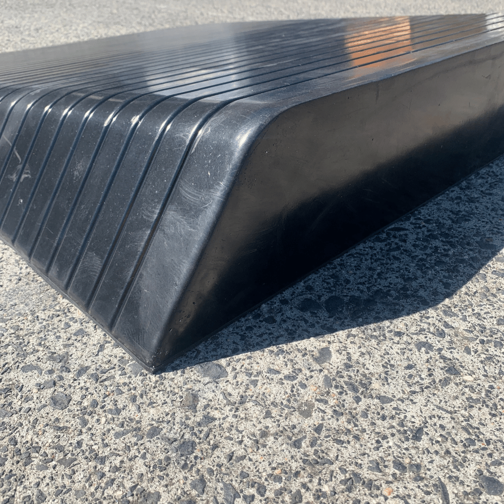 Heeve Mobility Ramps Heeve Solid Rubber Wheelchair Threshold Door Ramp With Winged Edges