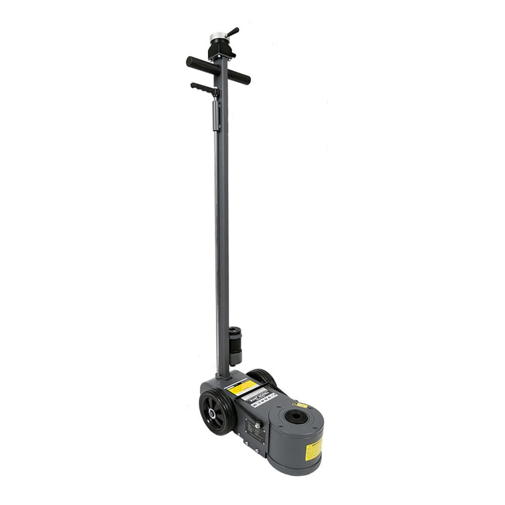 Borum 2-Stage Air Actuated Truck Jack, 30 Tonne - Borum - Ramp Champ